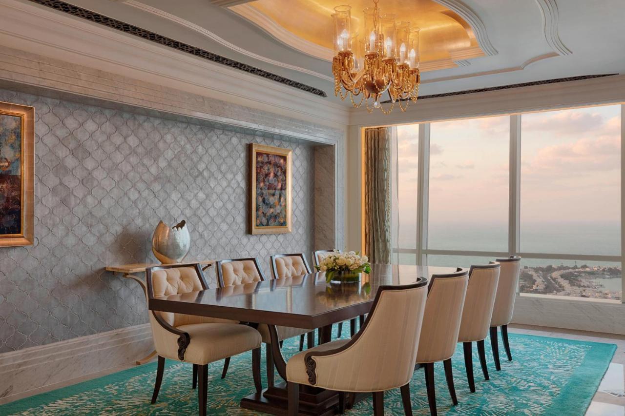 Suite 1 Chambre Lit King-Size Al Manhal - Vue sur Mer