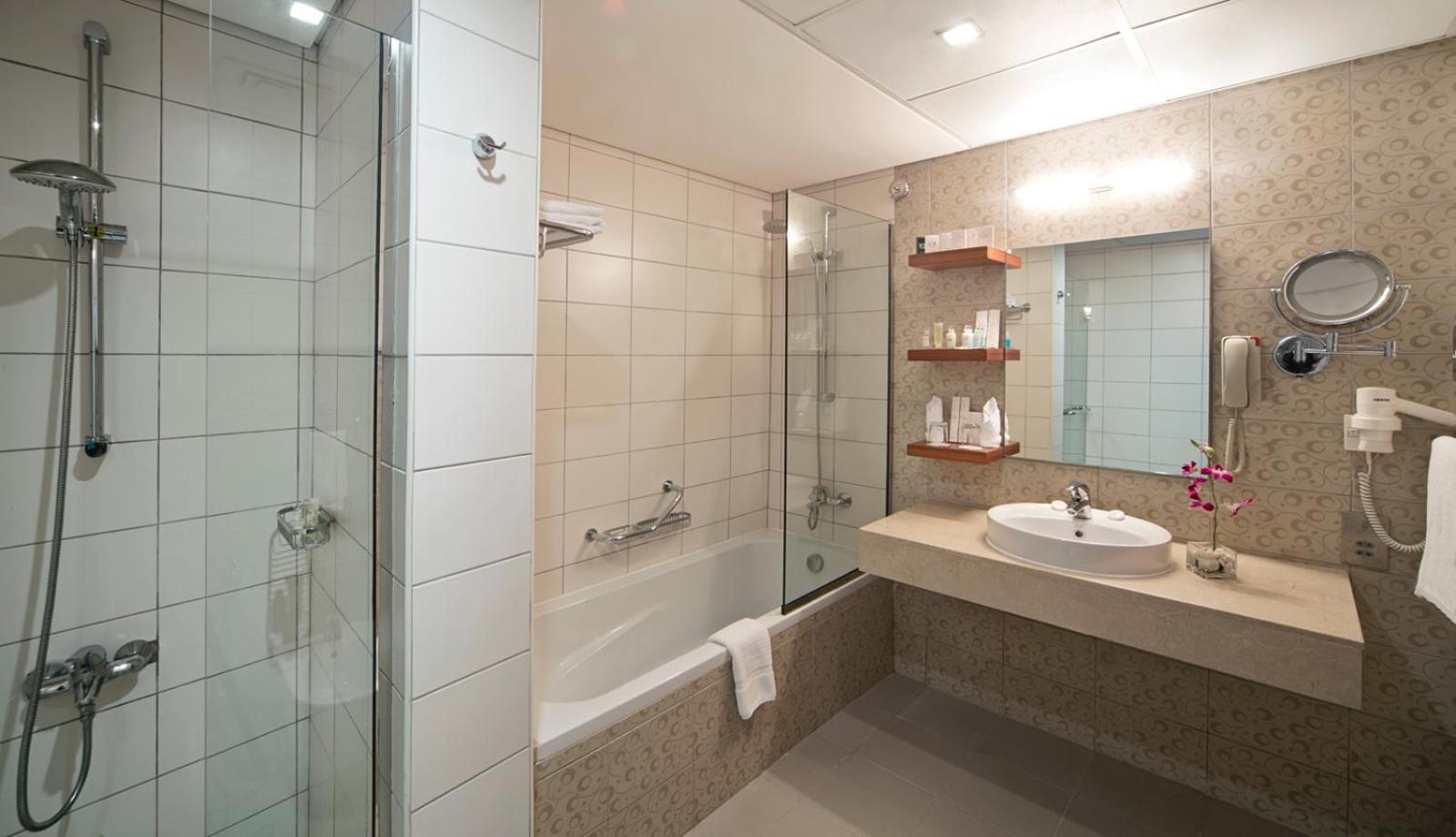 Premium Twin Room,1693279970:JPEG