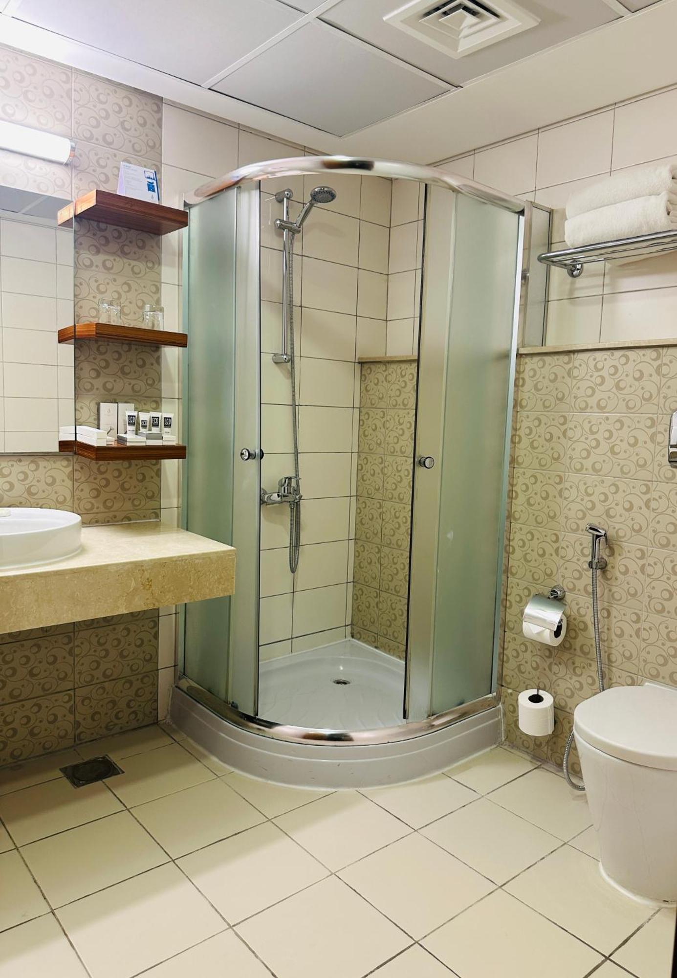 Deluxe Family Suite,1673930325:JPEG
