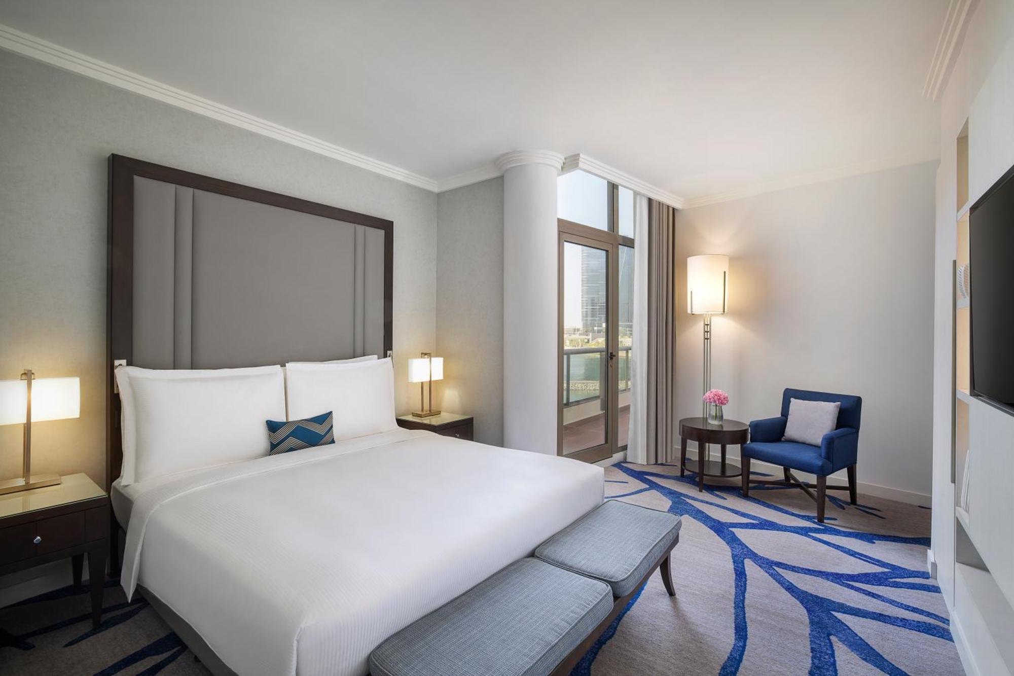 Sea View Suite balcony