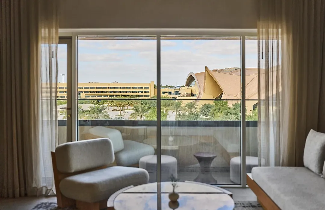 Erth Abu Dhabi Hotel-1